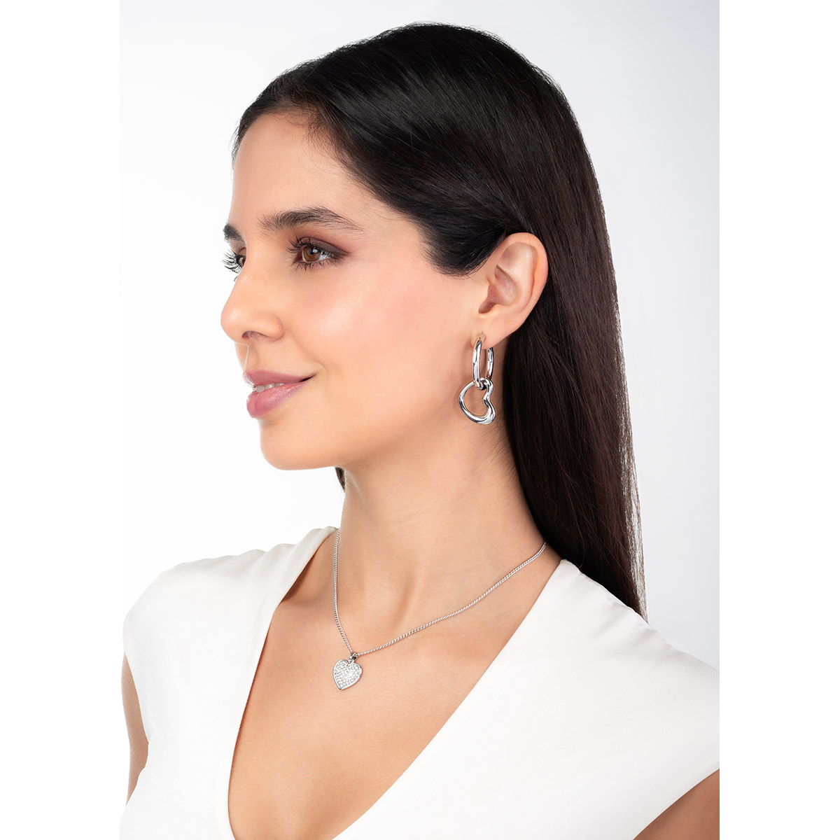 Aretes en baño de rodio diseño aro pulido moderno